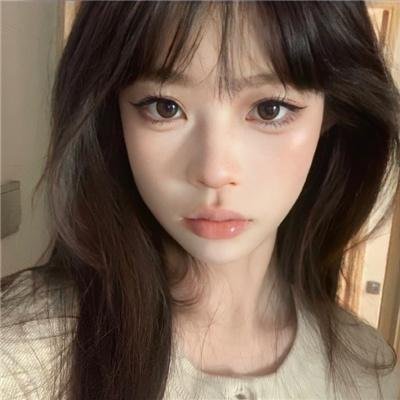 三小一家人